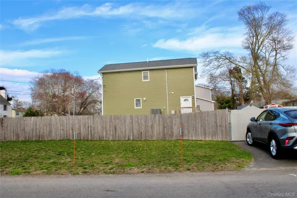$3,700 | 2 Lafayette Drive, Shirley, NY 11967