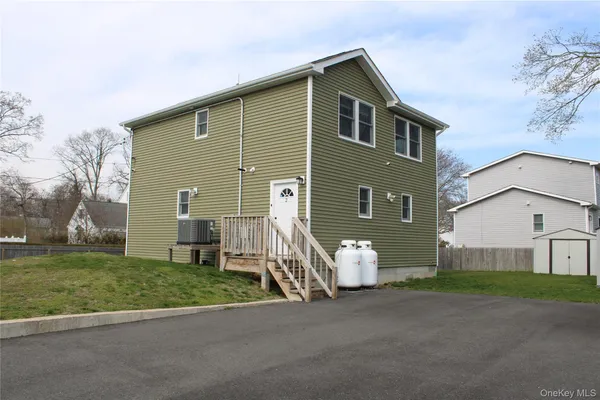 $3,700 | 2 Lafayette Drive, Shirley, NY 11967