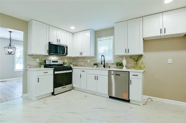 $2,400 | 1116 Havel Drive Southwest, Marietta, GA 30008