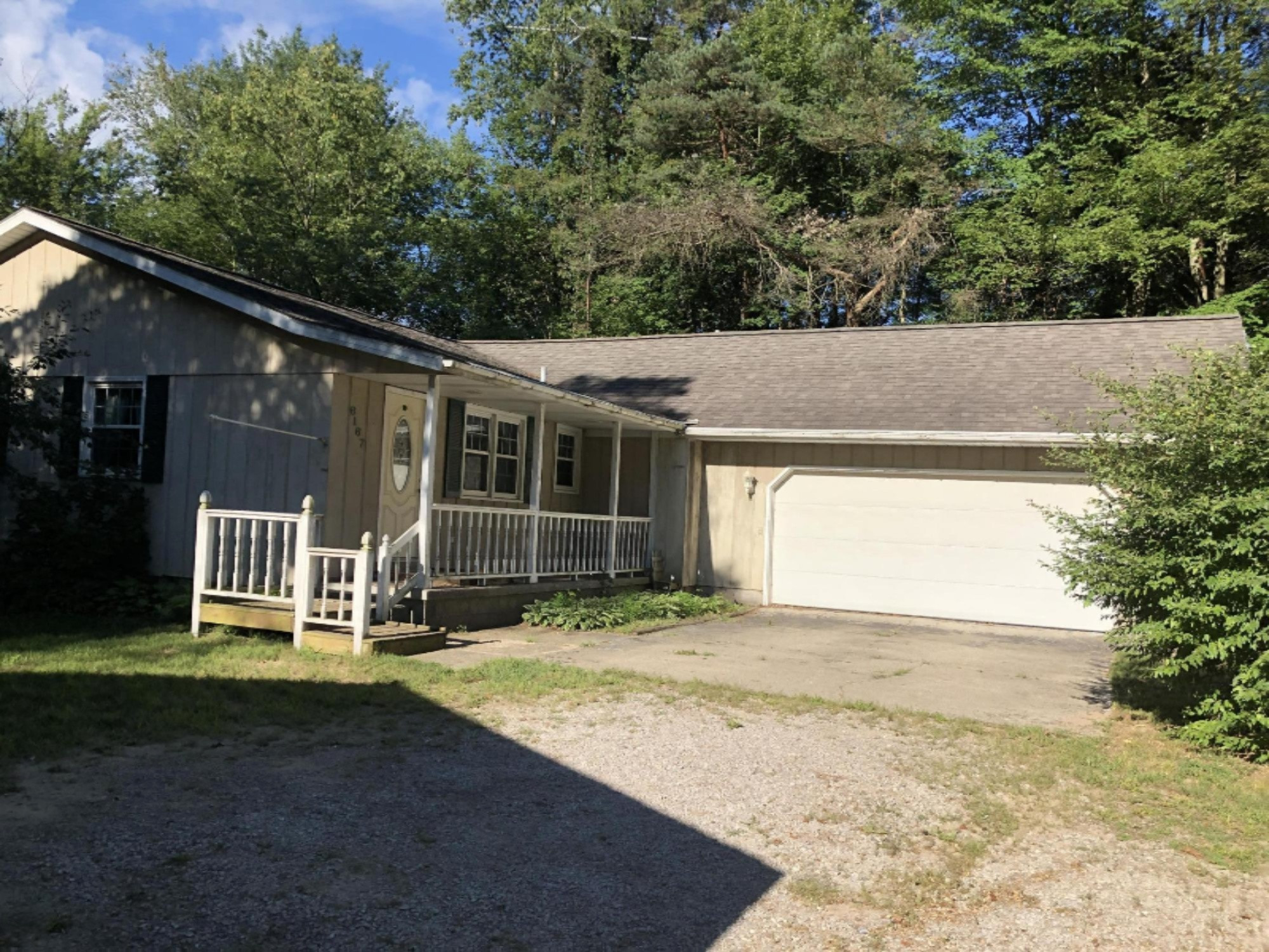 6167 Farr Road Fruitport, MI 49415 - Photo 1 of 9 IMG_0993 (1)