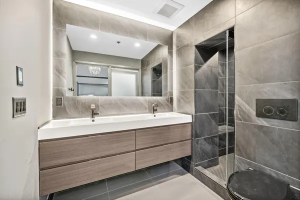 $4,495 | 801 North Washington Avenue, Unit 320, Minneapolis, MN 55401