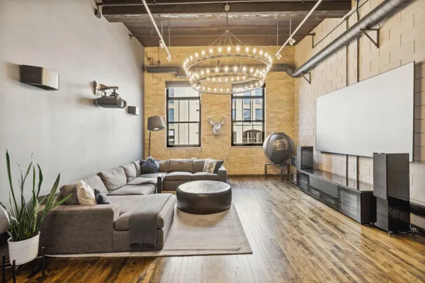 $4,495 | 801 North Washington Avenue, Unit 320, Minneapolis, MN 55401