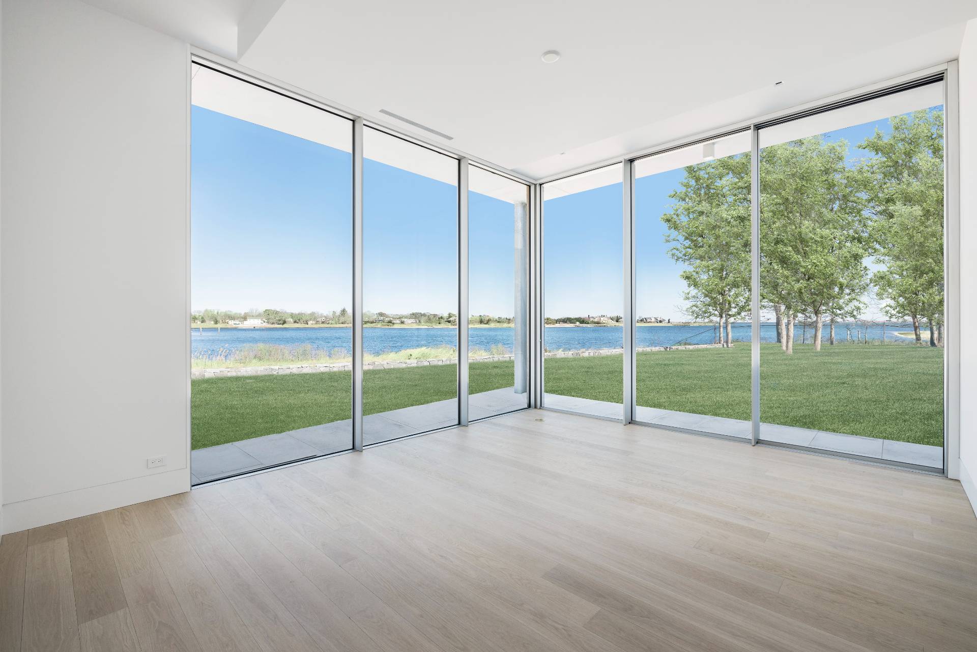 27 Bay Road Quogue, NY 11959 - Photo 22 of 30