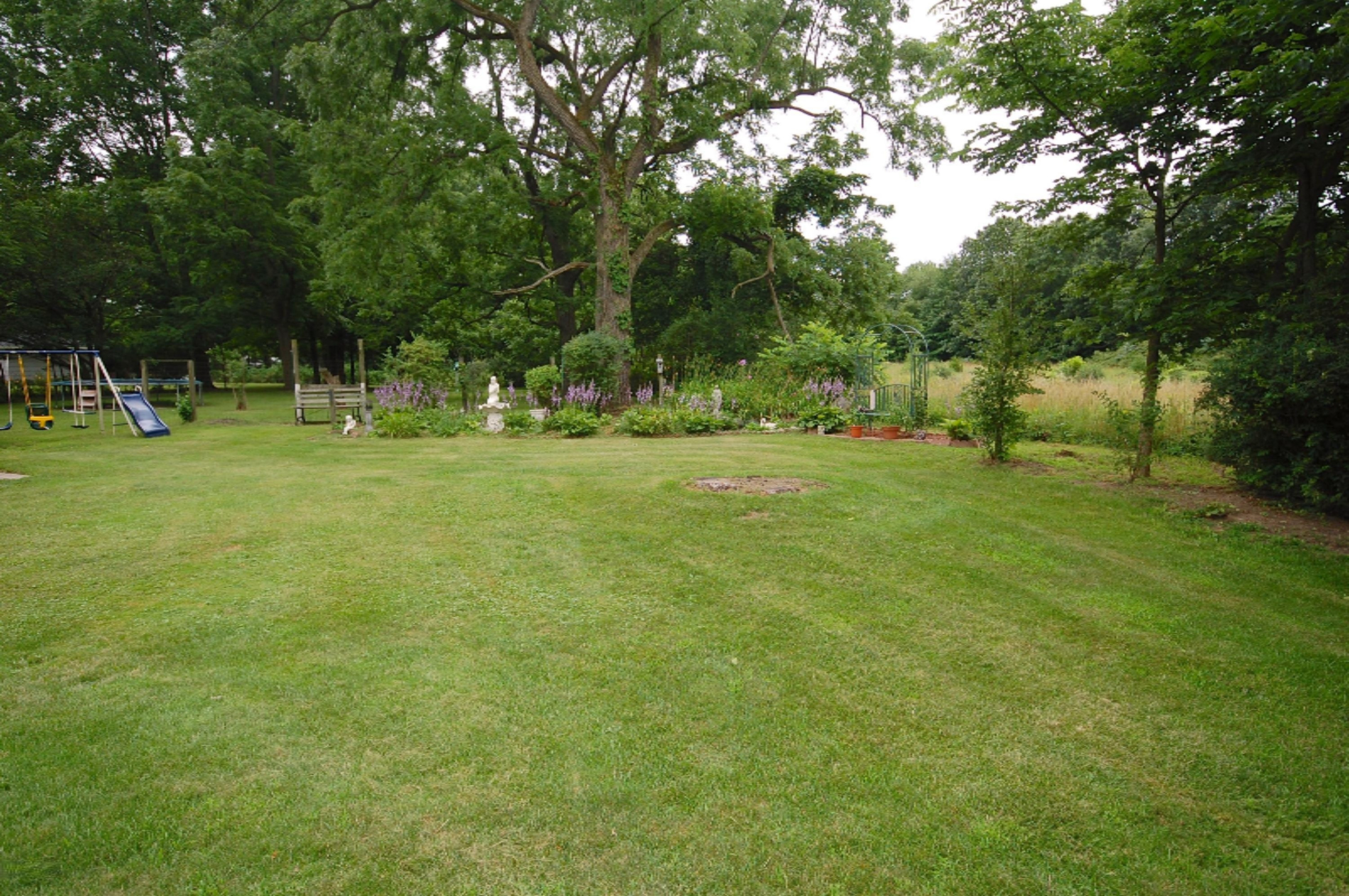 1368 Pipestone Road Benton Harbor, MI 49022 - Photo 7 of 21 1368_PipestoneRd_07
