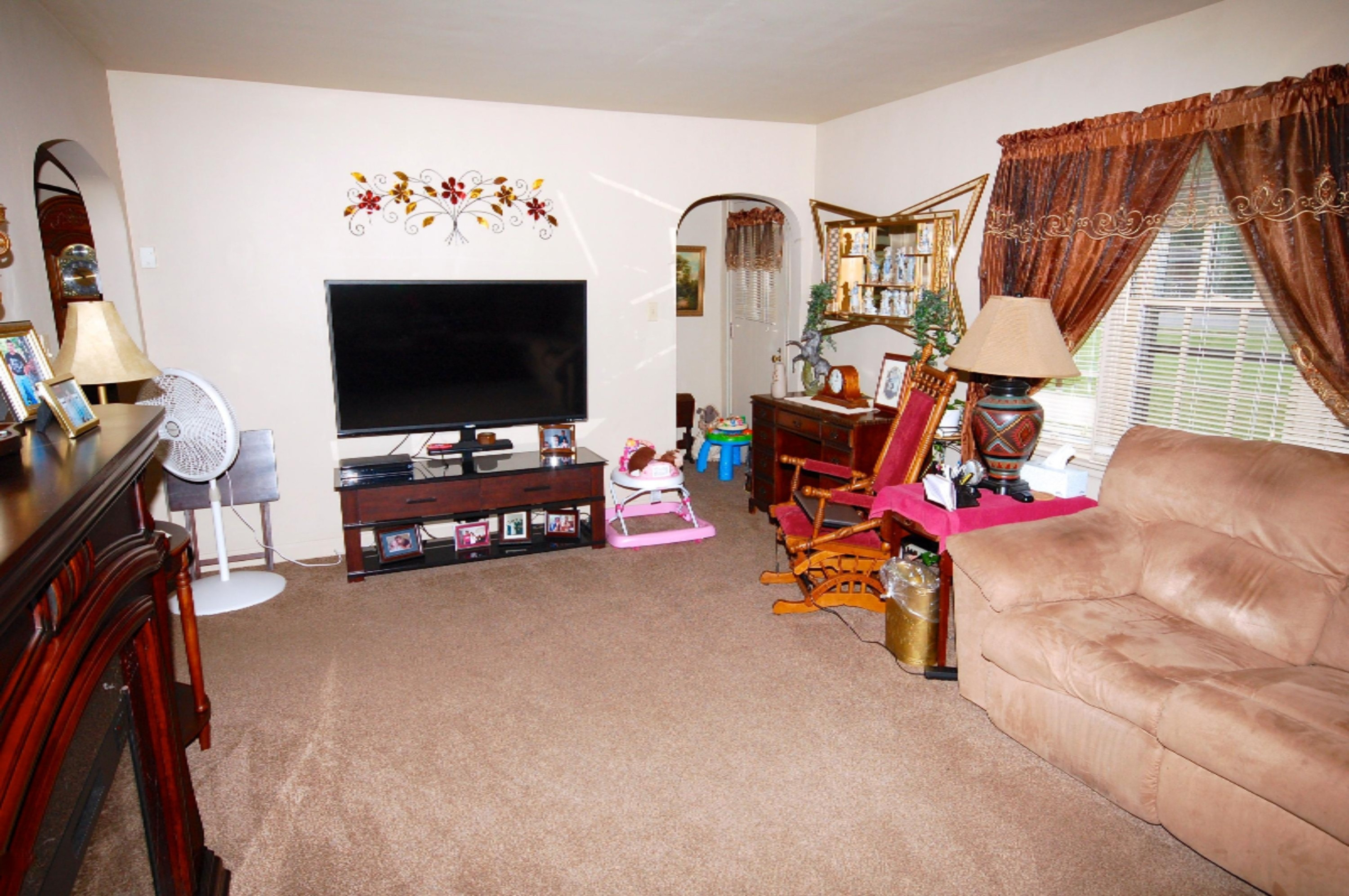 1368 Pipestone Road Benton Harbor, MI 49022 - Photo 9 of 21 1368_PipestoneRd_09