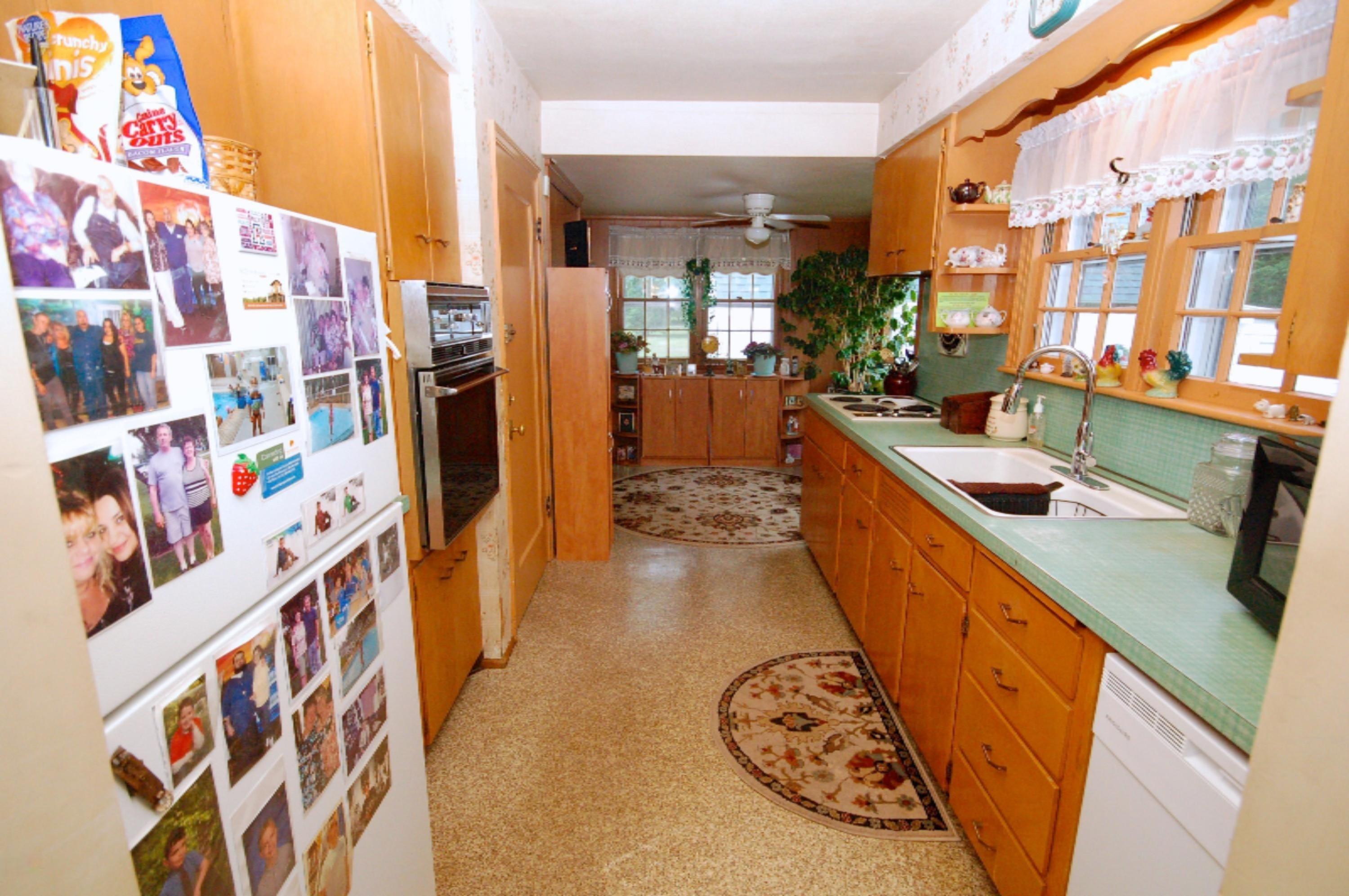 1368 Pipestone Road Benton Harbor, MI 49022 - Photo 10 of 21 1368_PipestoneRd_10