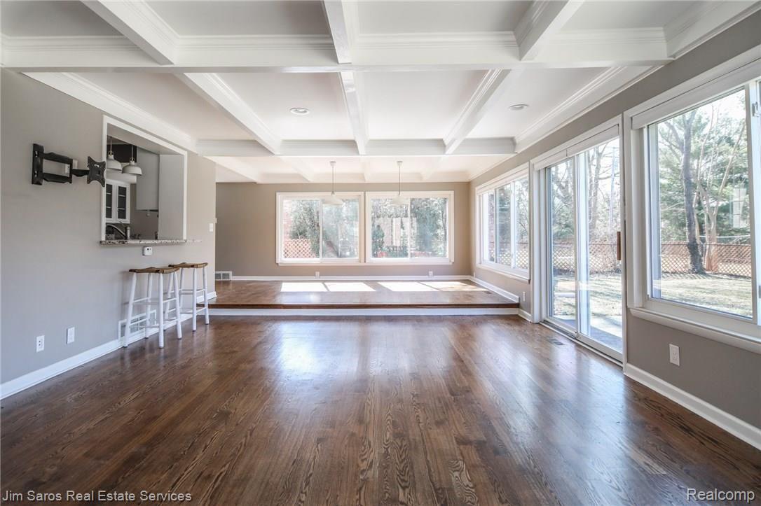 639 Westchester Road Grosse Pointe, MI 48230 - Photo 34 of 37 6D6A5954.jpg