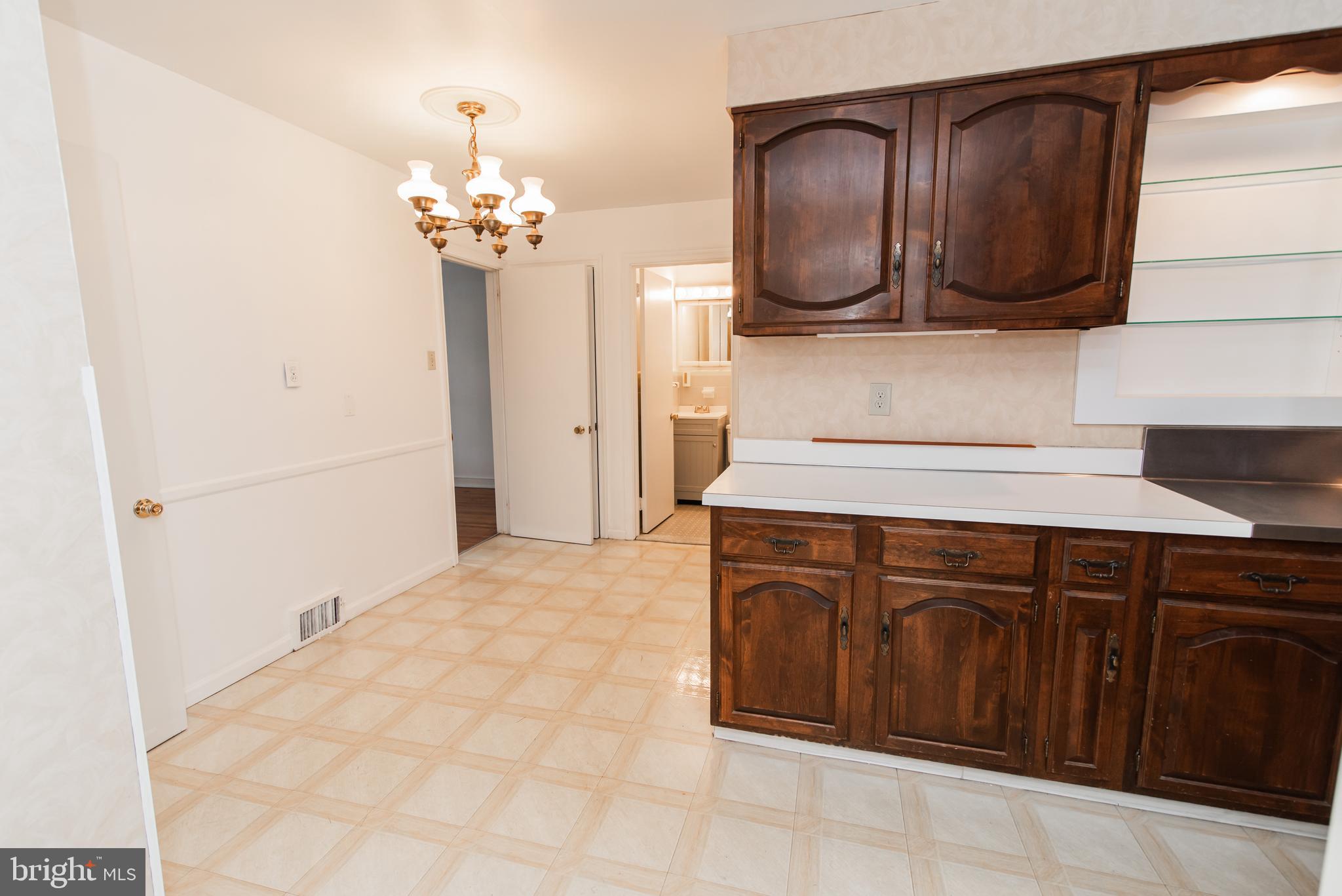 2 Lanfair Road Cheltenham, PA 19012 - Photo 19 of 58