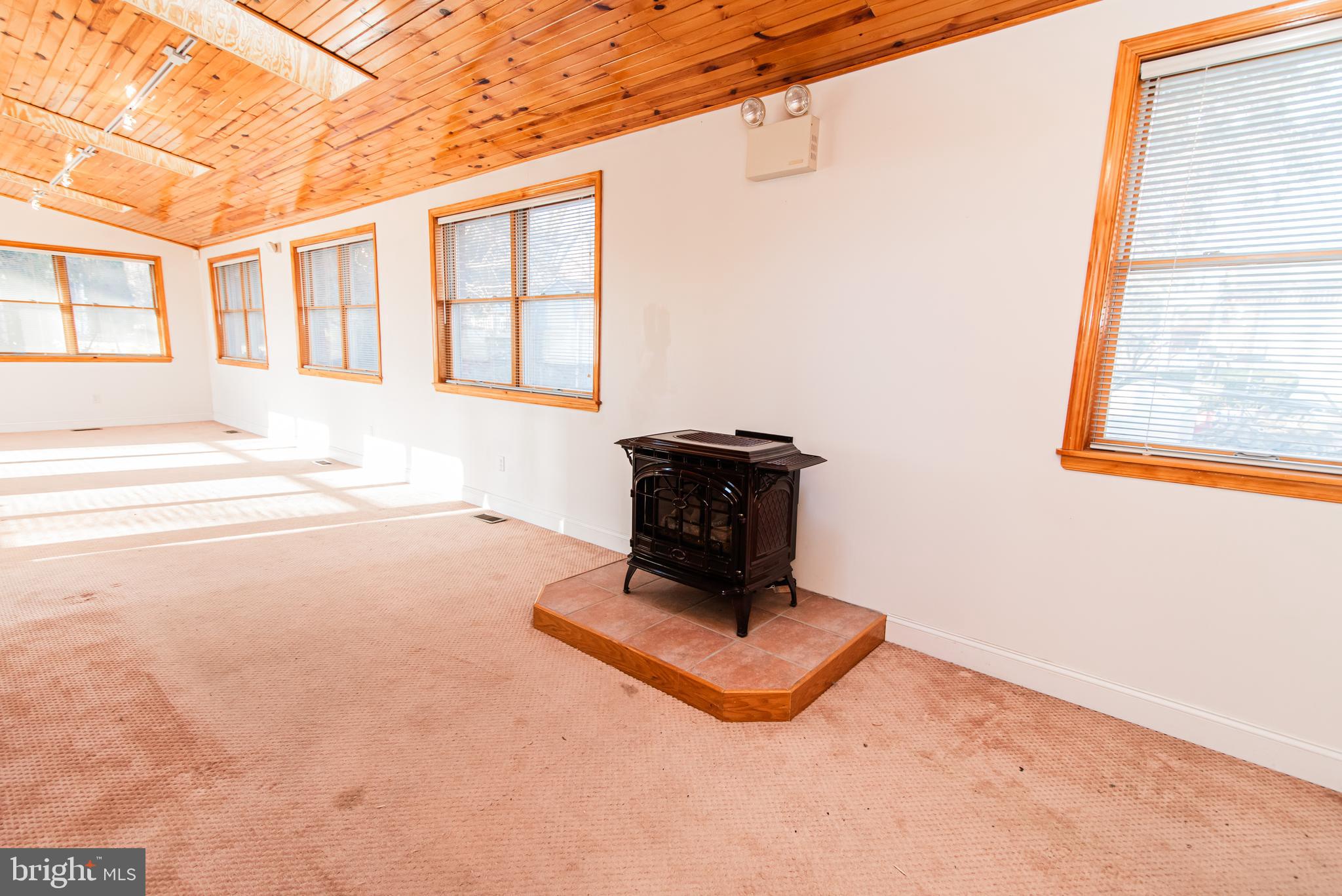 2 Lanfair Road Cheltenham, PA 19012 - Photo 35 of 58