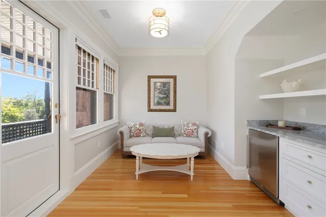 $20,000 | 7 Red Cross Avenue, Newport, RI 02840