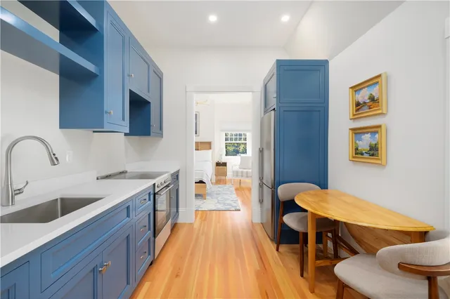 $20,000 | 7 Red Cross Avenue, Newport, RI 02840