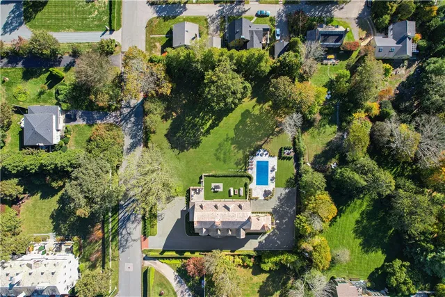 $20,000 | 7 Red Cross Avenue, Newport, RI 02840