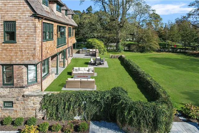 $20,000 | 7 Red Cross Avenue, Newport, RI 02840