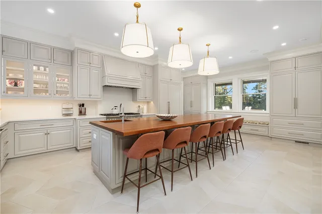 $20,000 | 7 Red Cross Avenue, Newport, RI 02840