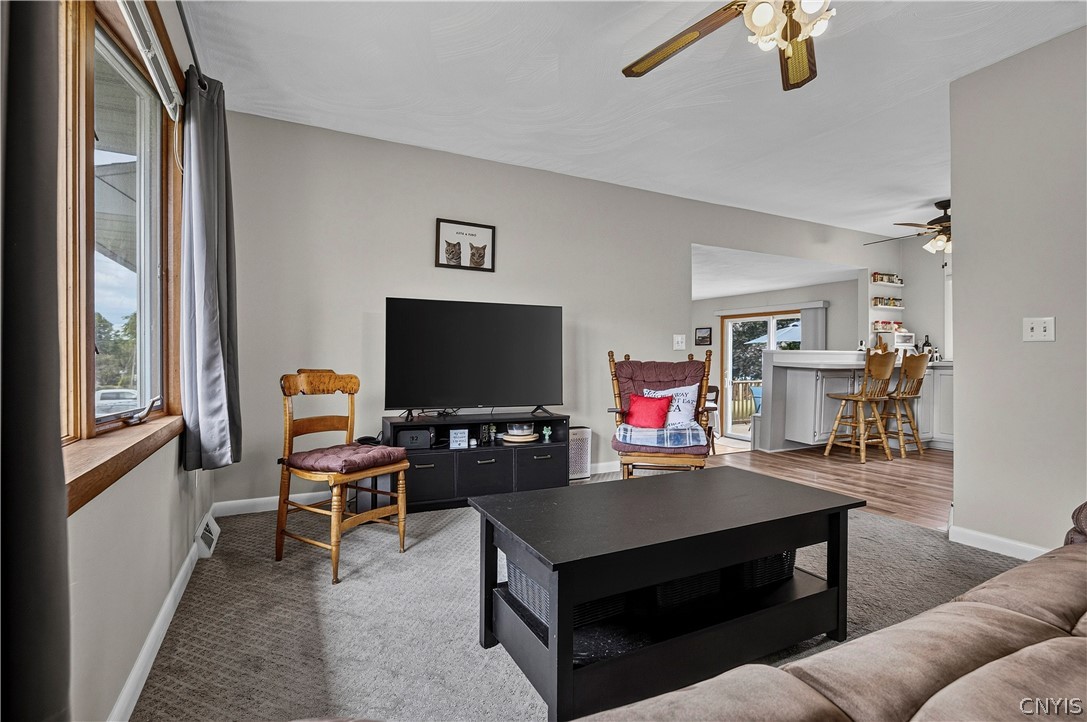5511 Keyes Road Deerfield, NY 13502 - Photo 8 of 47