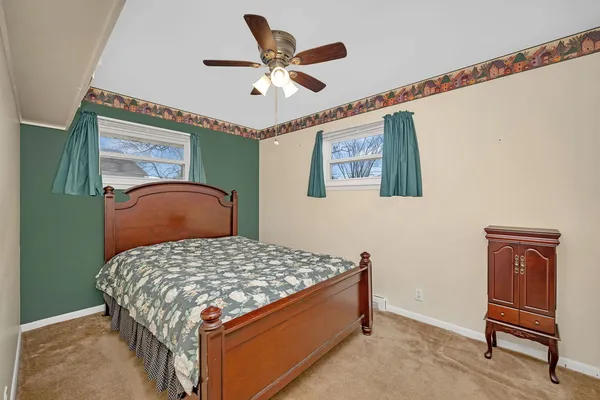 $215,000 | 409 McKinley Street, Morris, IL 60450