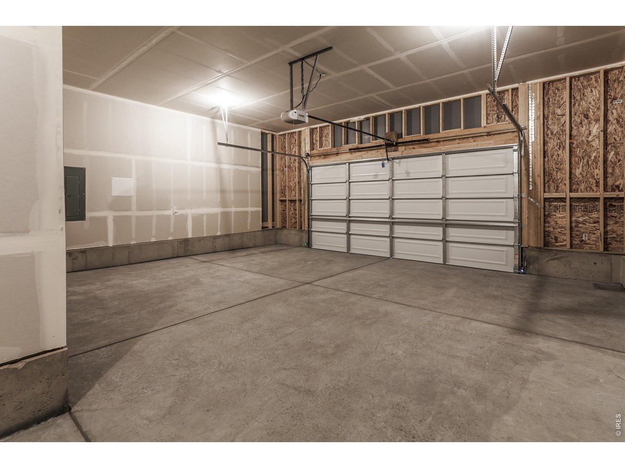 6087 Red Barn Road Timnath, CO 80547 - Photo 36 of 47 EXAMPLE PHOTO: GARAGE