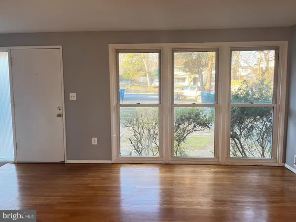 $3,200 | 6323 Fenton Court, Alexandria, VA 22312