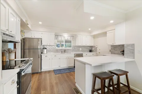 $1,425,000 | 465 Los Altos Drive, Aptos, CA 95003
