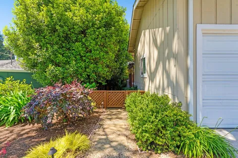 $1,425,000 | 465 Los Altos Drive, Aptos, CA 95003