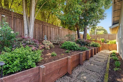 $1,425,000 | 465 Los Altos Drive, Aptos, CA 95003