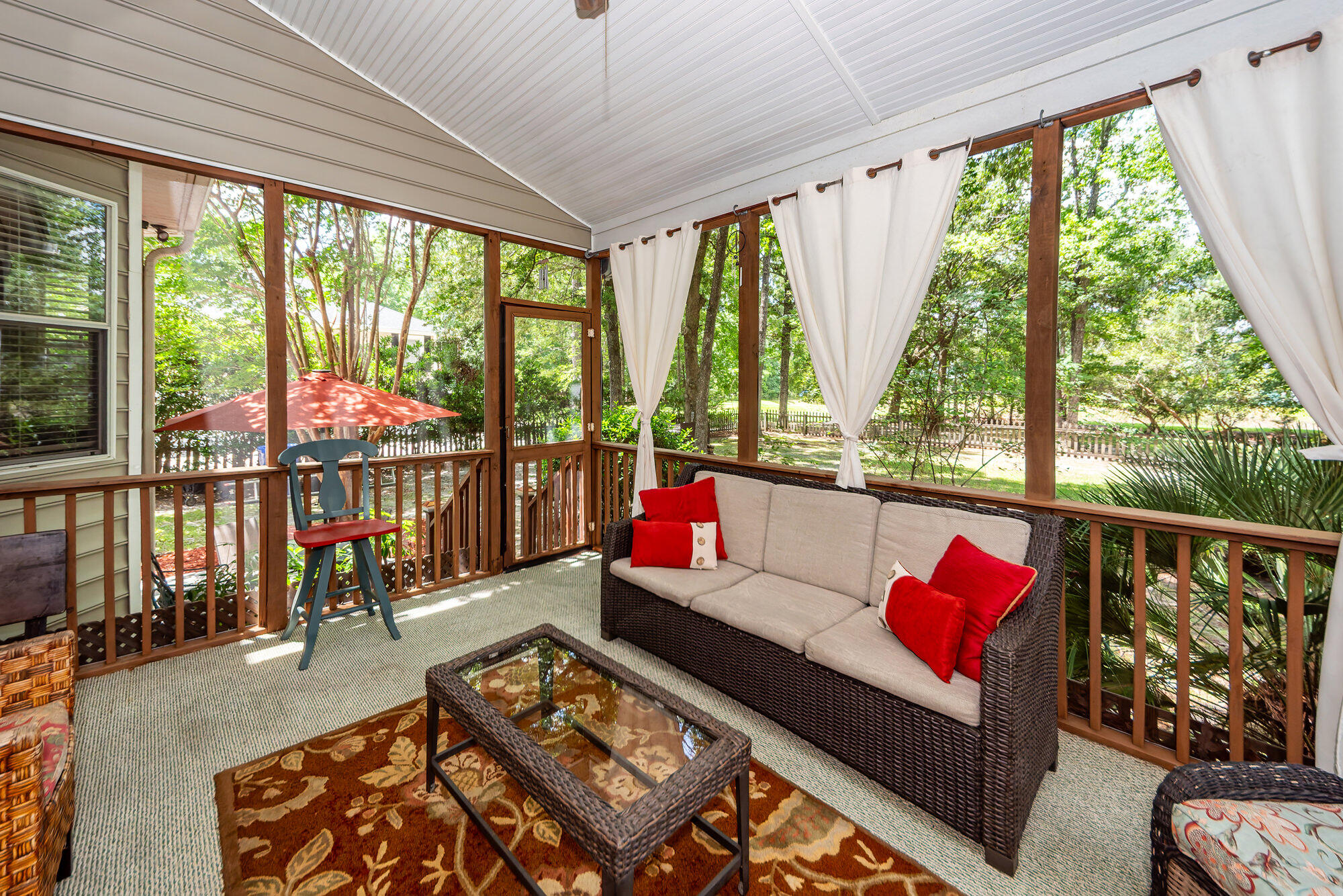 477 Commonwealth Road Mount Pleasant, SC 29466 - Photo 20 of 26 59