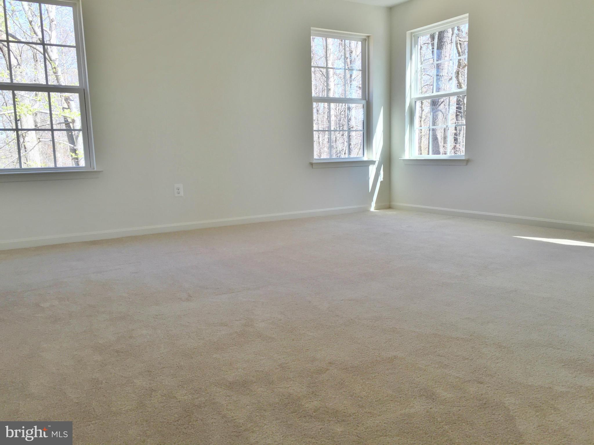 1805 Van Bibber Road Edgewood, MD 21040 - Photo 15 of 30 an empty room with windows