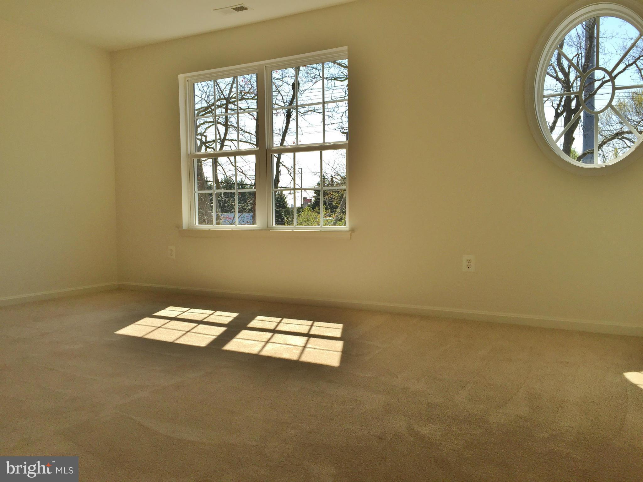 1805 Van Bibber Road Edgewood, MD 21040 - Photo 18 of 30 an empty room with windows