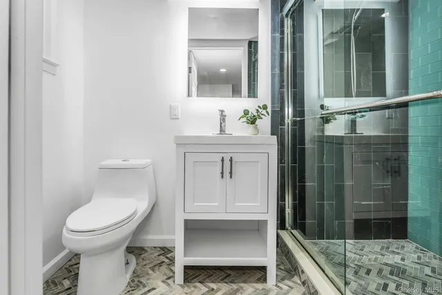 a view of a balcony and trees