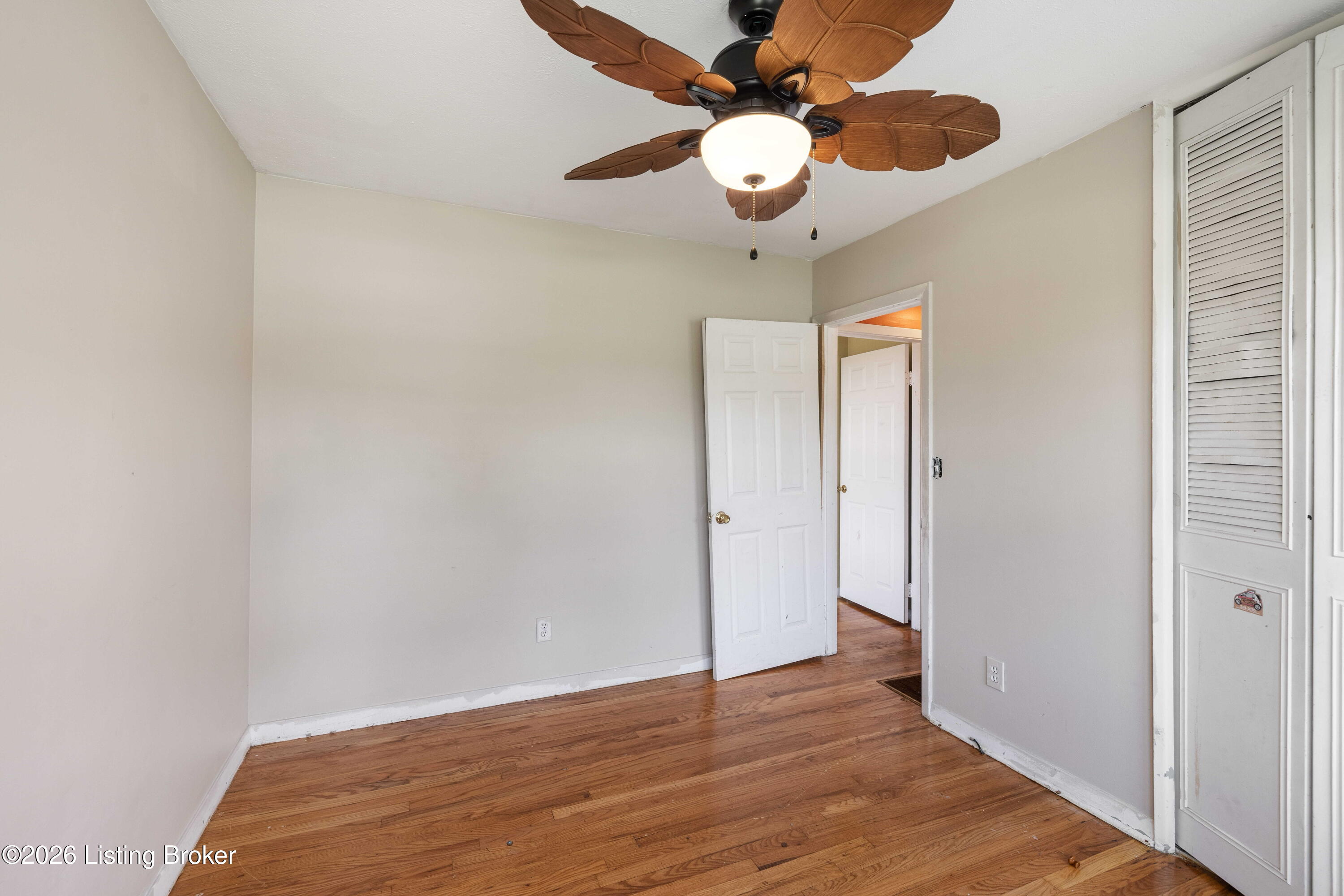 6707 Rest Way Prospect, KY 40059 - Photo 21 of 26 Another view of bedroom #3