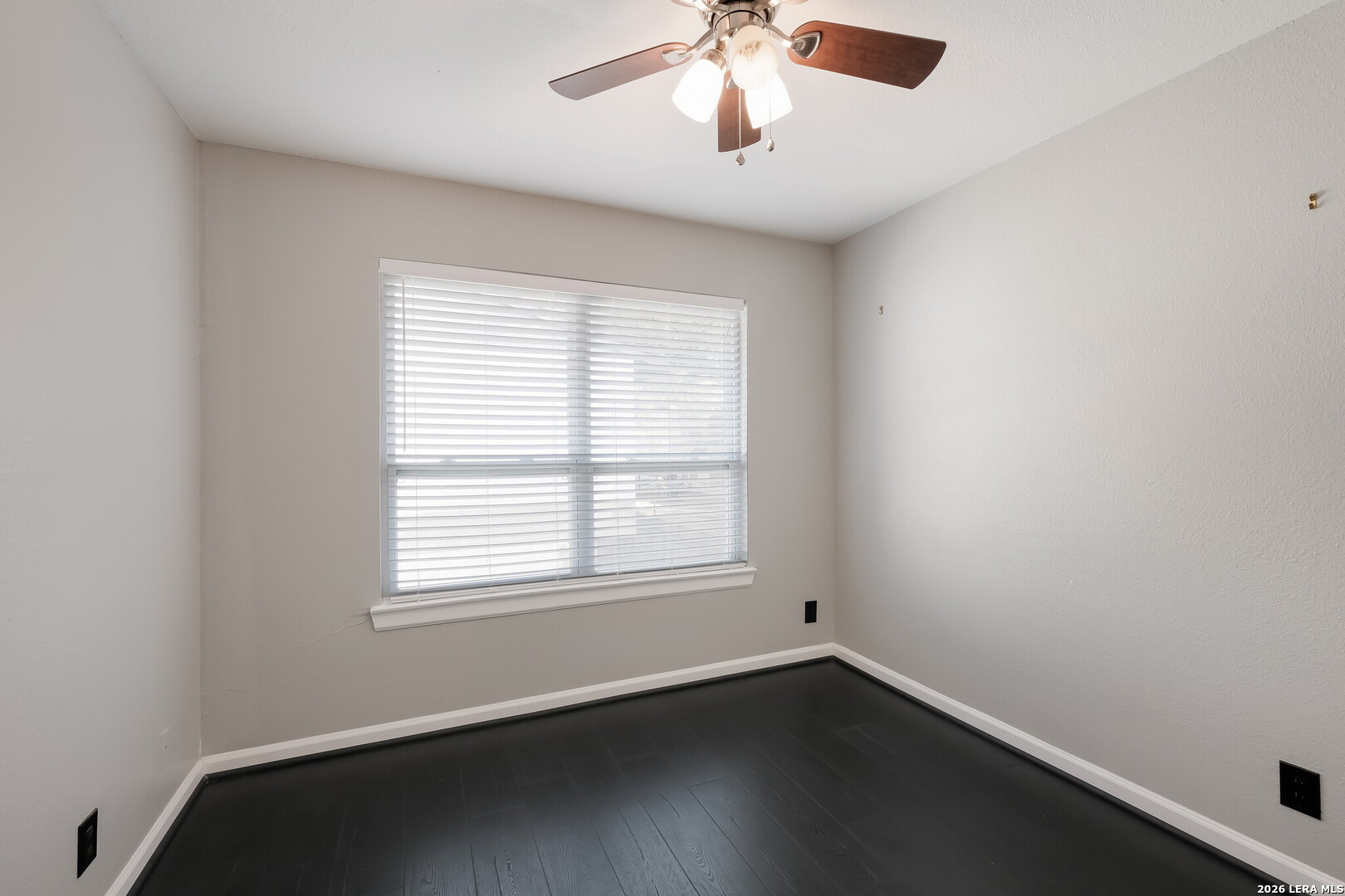 100 Lorenz Road, Unit 804 San Antonio, TX 78209 - Photo 10 of 12 an empty room with a window
