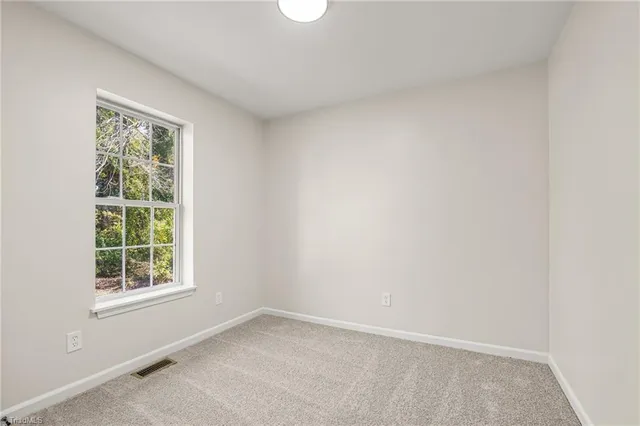 $238,500 | 409 South Fayetteville Street, Liberty, NC 27298