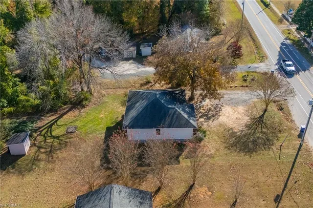 $238,500 | 409 South Fayetteville Street, Liberty, NC 27298