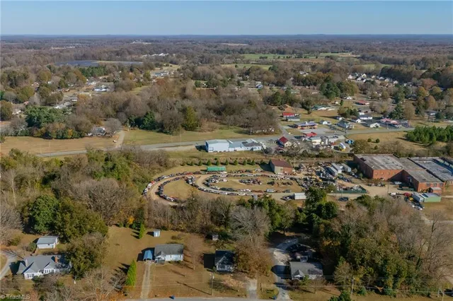 $238,500 | 409 South Fayetteville Street, Liberty, NC 27298