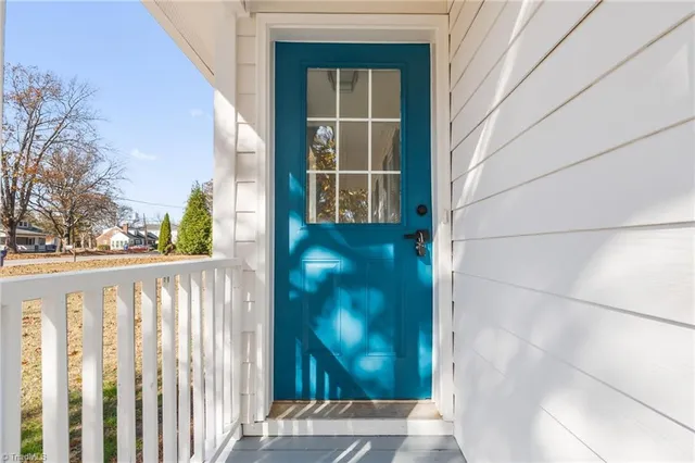 $238,500 | 409 South Fayetteville Street, Liberty, NC 27298