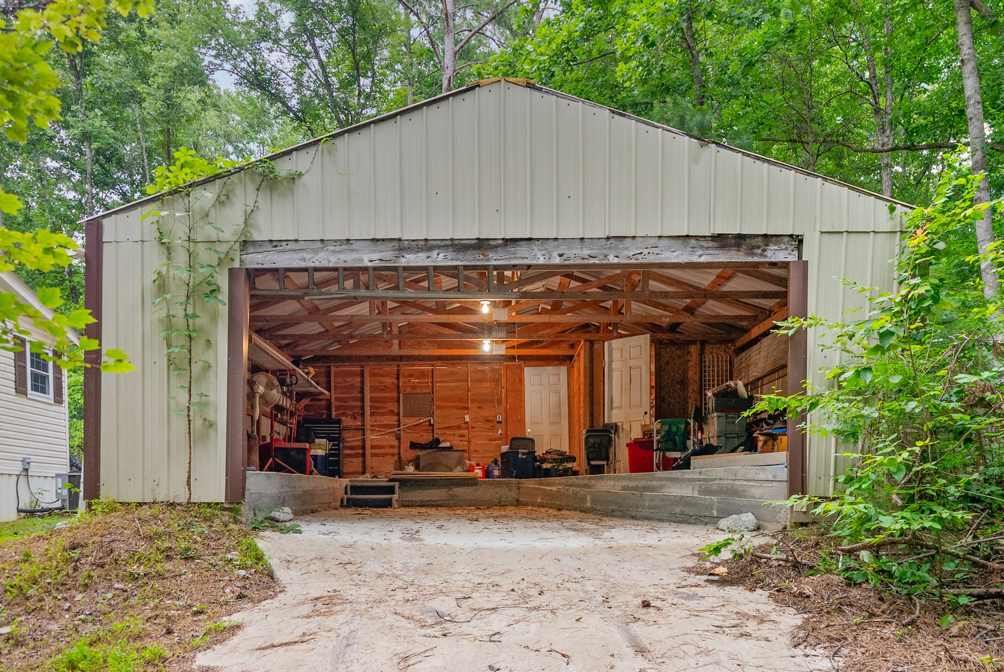 1266 Darbytown Road Hohenwald, TN 38462 - Photo 36 of 44