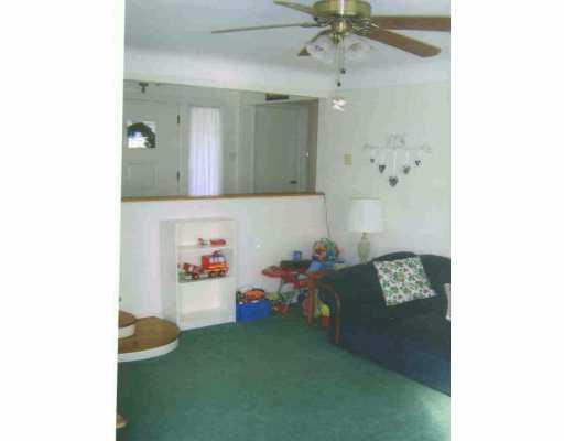 5131 McAnulty Road Baldwin, PA 15236 - Photo 3 of 8 Living Room.