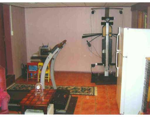 5131 McAnulty Road Baldwin, PA 15236 - Photo 7 of 8 Den/Family/Great Room.