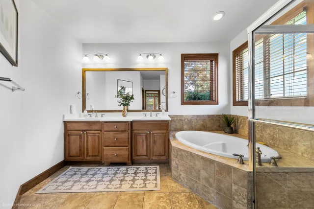 $1,192,000 | 21600 East Mill River Lane, Liberty Lake, WA 99019