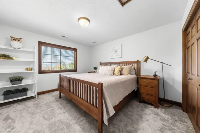 $1,192,000 | 21600 East Mill River Lane, Liberty Lake, WA 99019