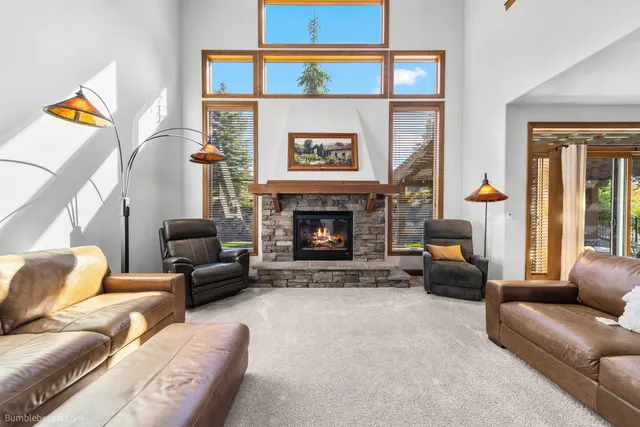 $1,192,000 | 21600 East Mill River Lane, Liberty Lake, WA 99019