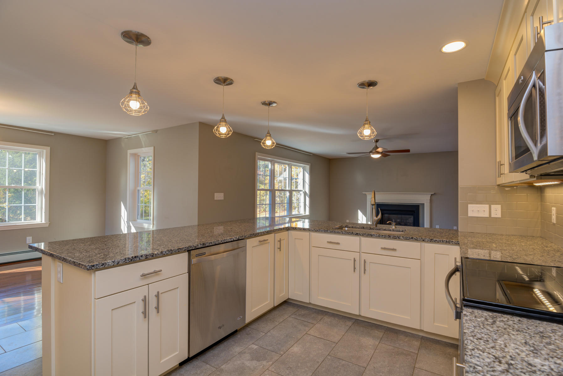 192 Alfred Road Kennebunk, ME 04043 - Photo 12 of 57 Pic#-15