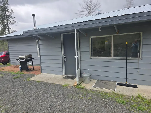 $339,900 | 5067 Rail Canyon Road, Unit A, Springdale, WA 99173