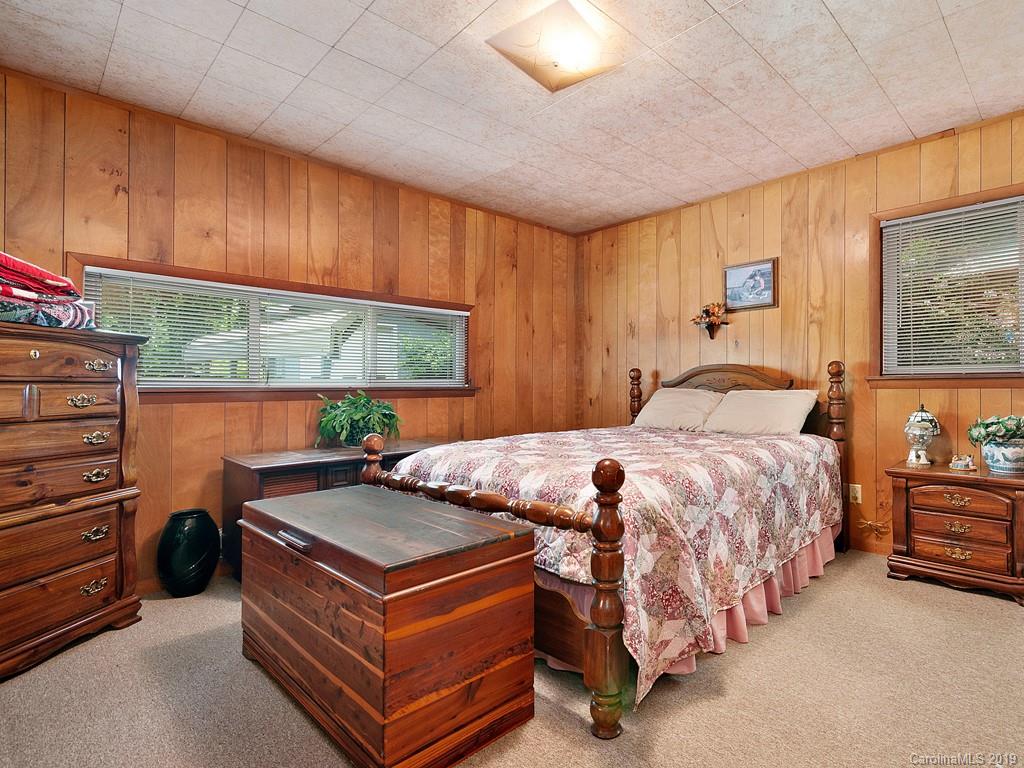 548 Chambers Road Waynesville, NC 28786 - Photo 11 of 19