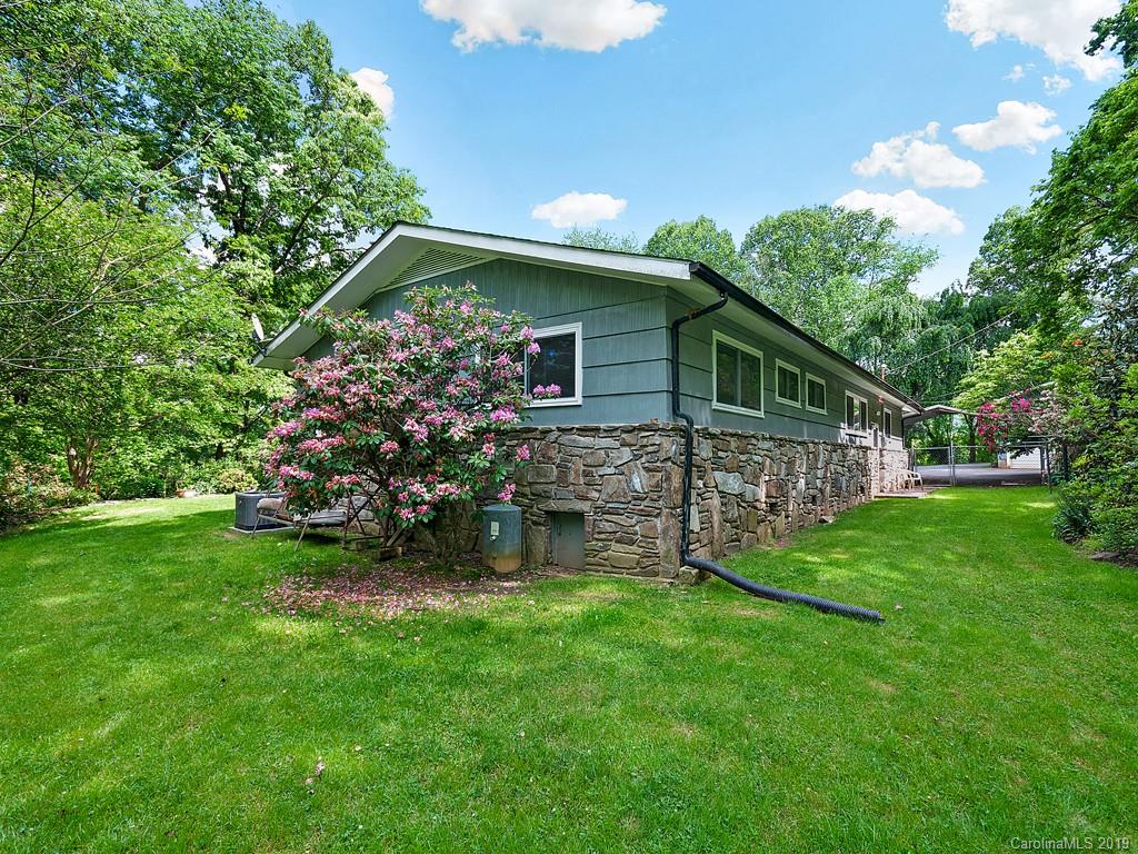 548 Chambers Road Waynesville, NC 28786 - Photo 16 of 19