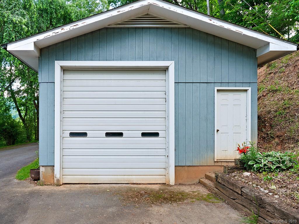 548 Chambers Road Waynesville, NC 28786 - Photo 17 of 19