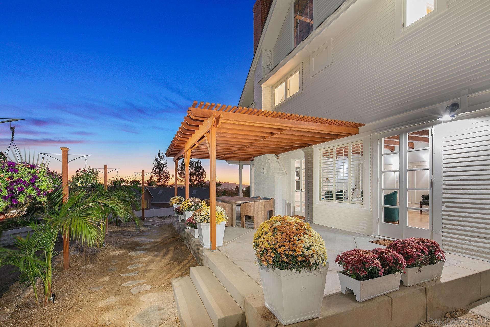 1758 Dehesa Road El Cajon, CA 92019 - Photo 32 of 44