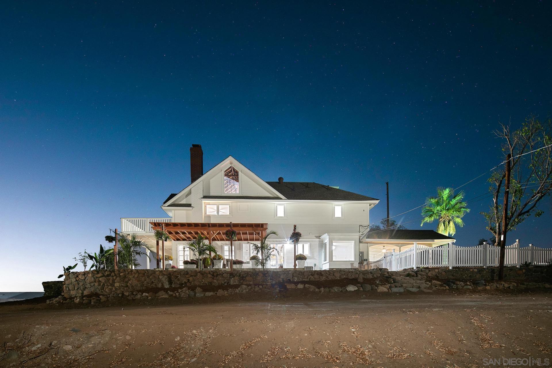 1758 Dehesa Road El Cajon, CA 92019 - Photo 35 of 44