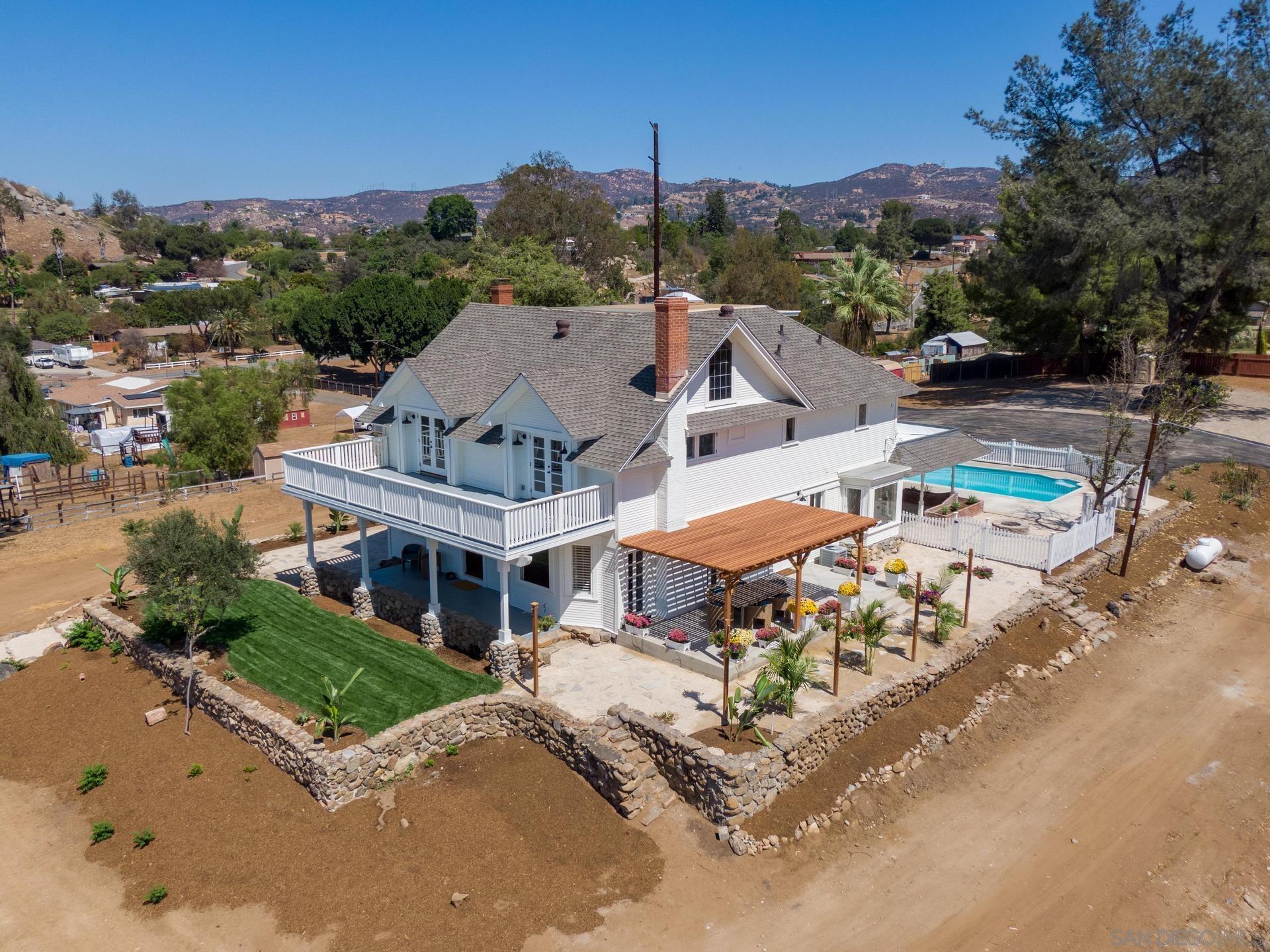 1758 Dehesa Road El Cajon, CA 92019 - Photo 42 of 44