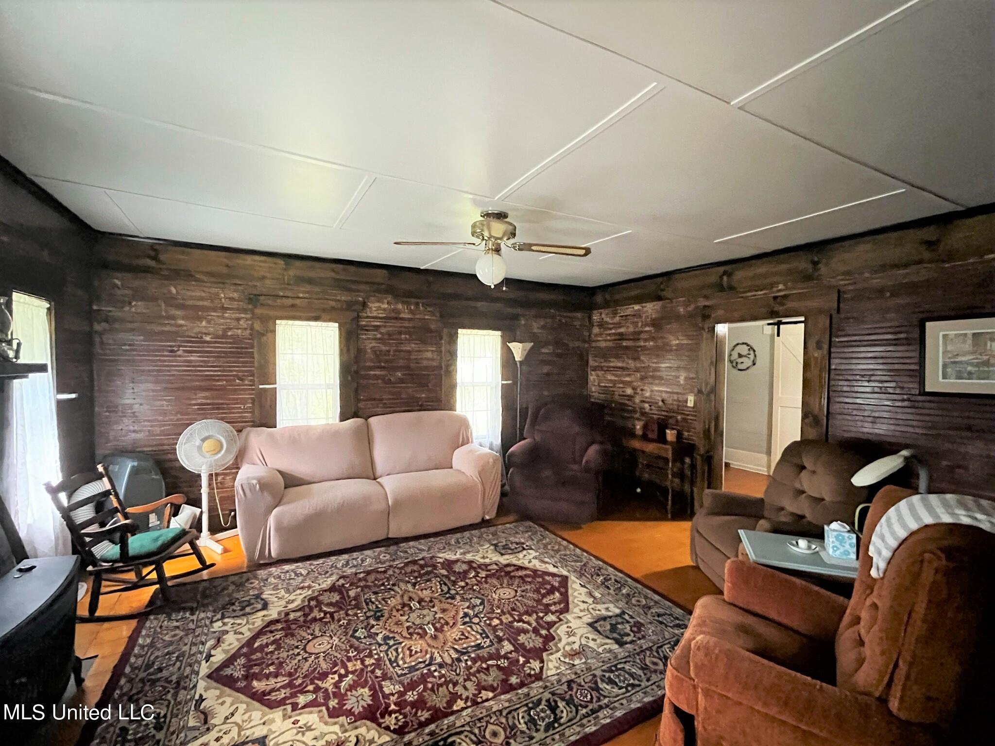2932 Old Pickens Road Kosciusko, MS 39090 - Photo 3 of 21 IMG_3682